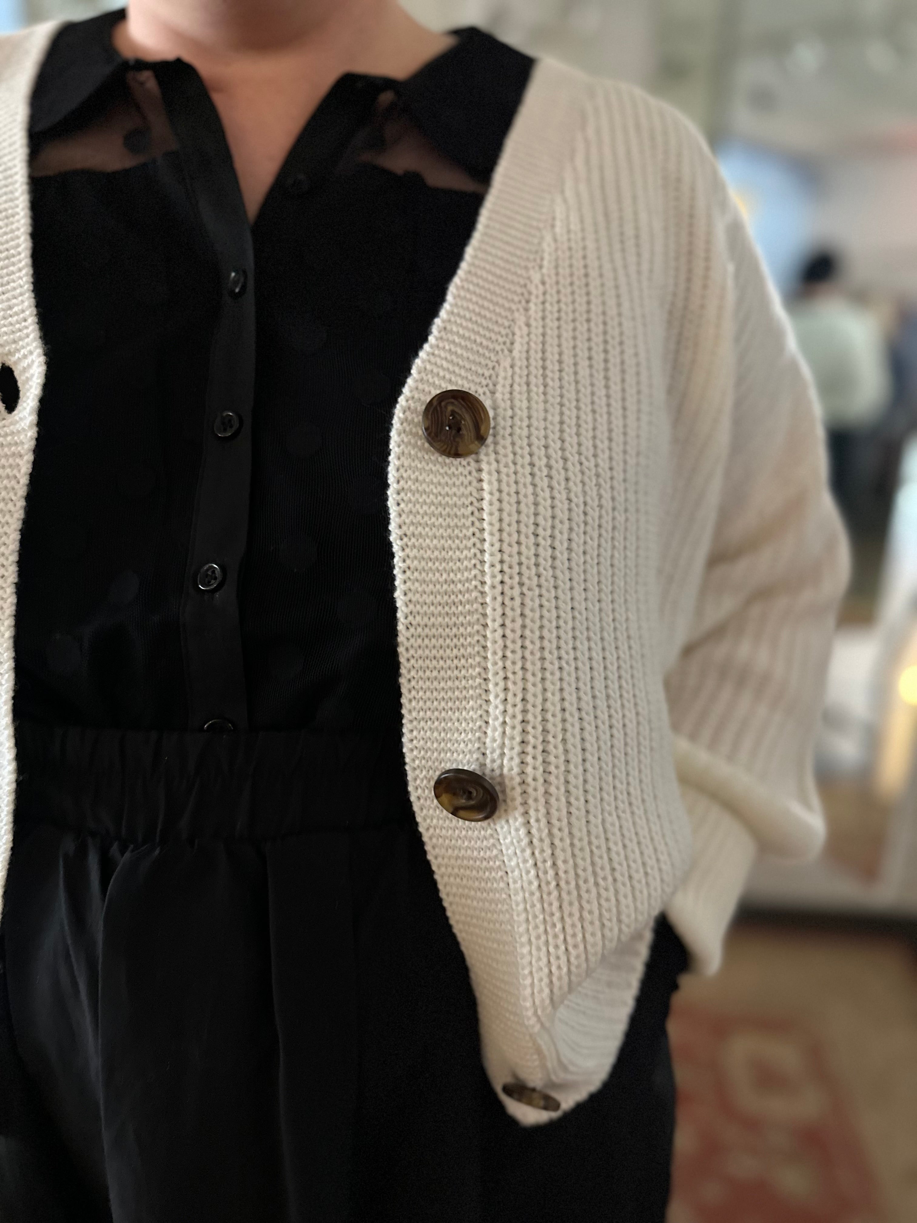 Lea Cardigan