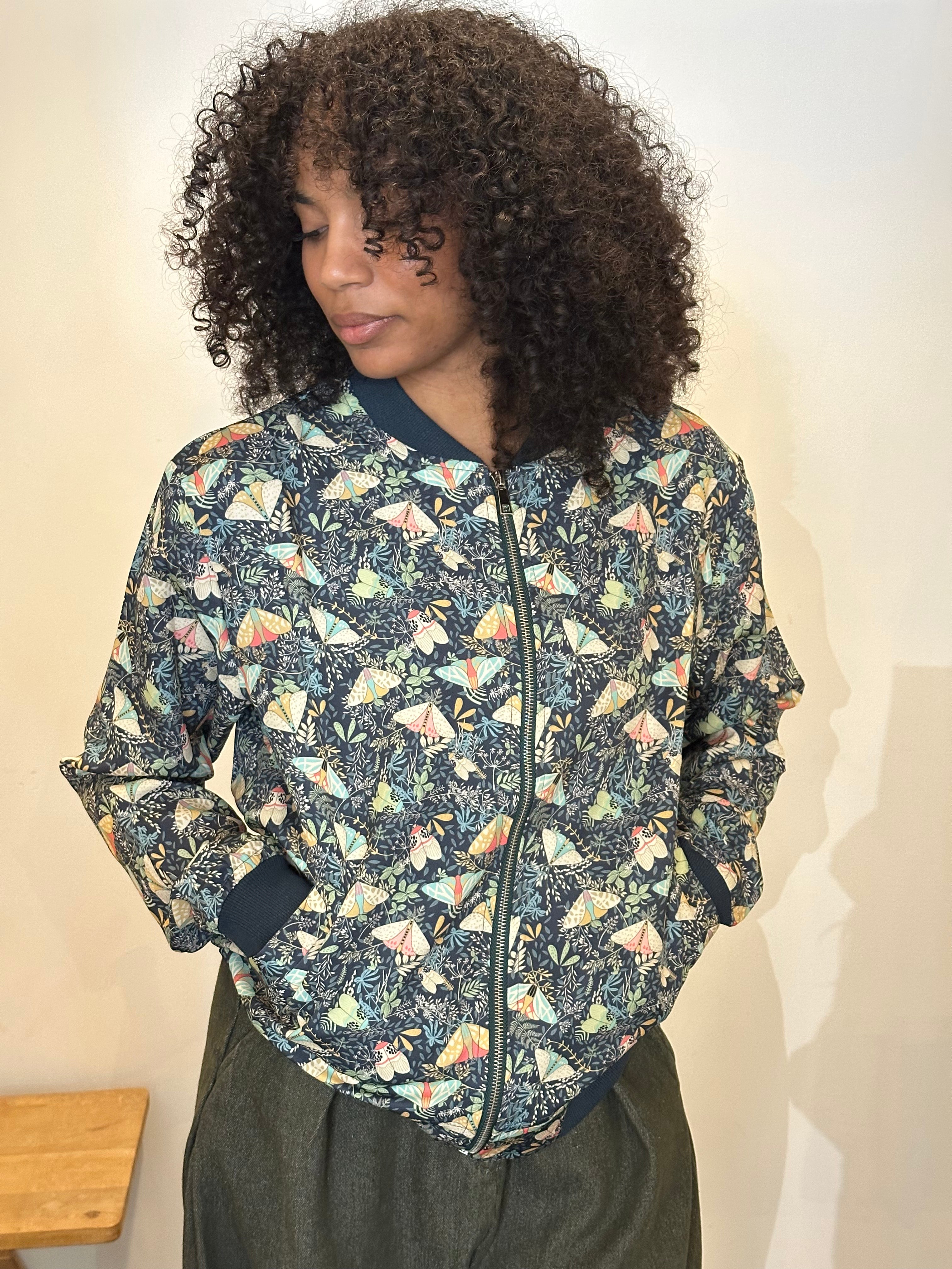 MOTH FLORAL  BOMBER JACKET - Out of the Blue