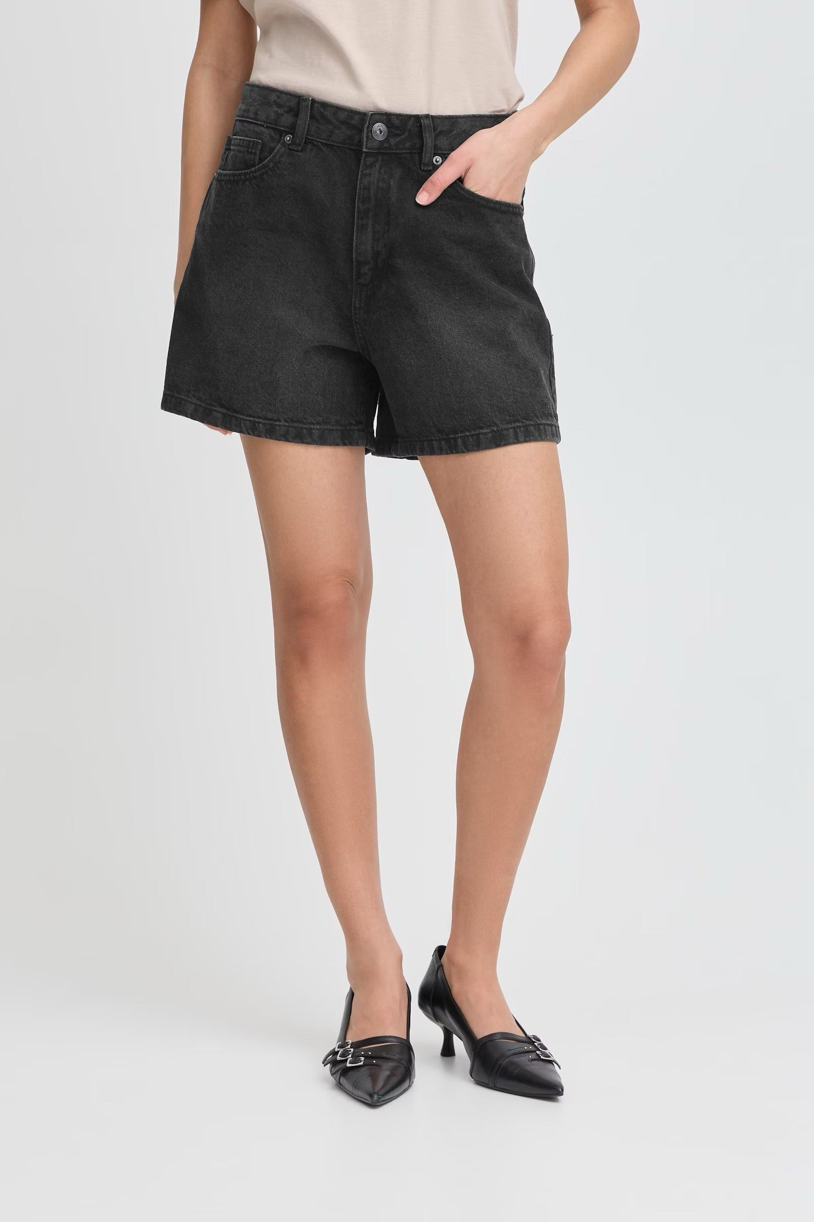 Haven Short