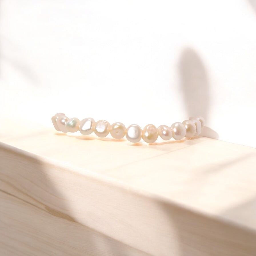 Freshwater Pearl Bracelet - Out of the Blue