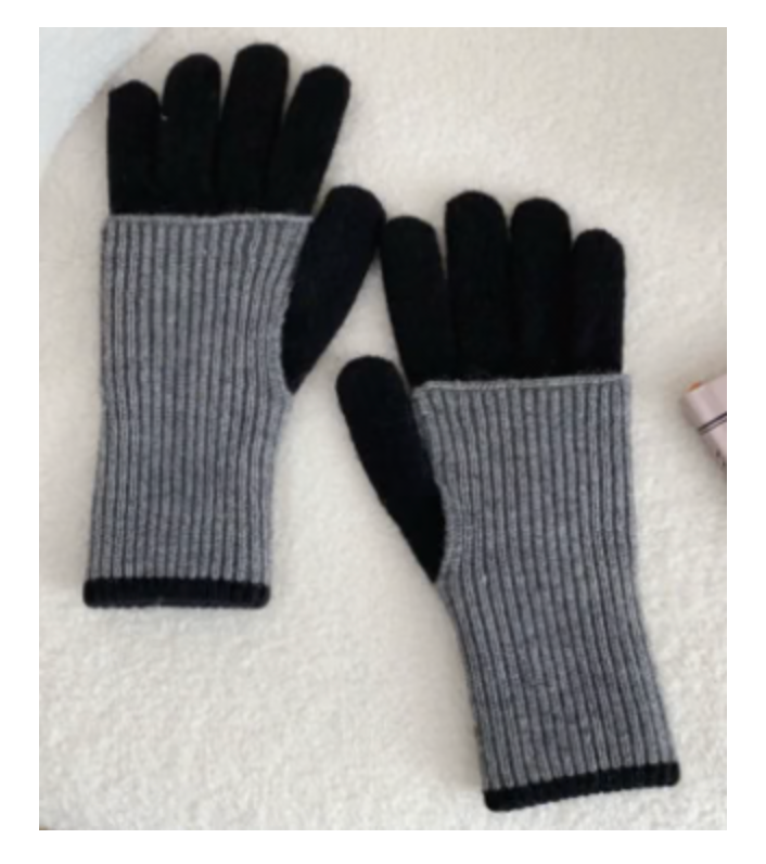 Double Folded Gloves