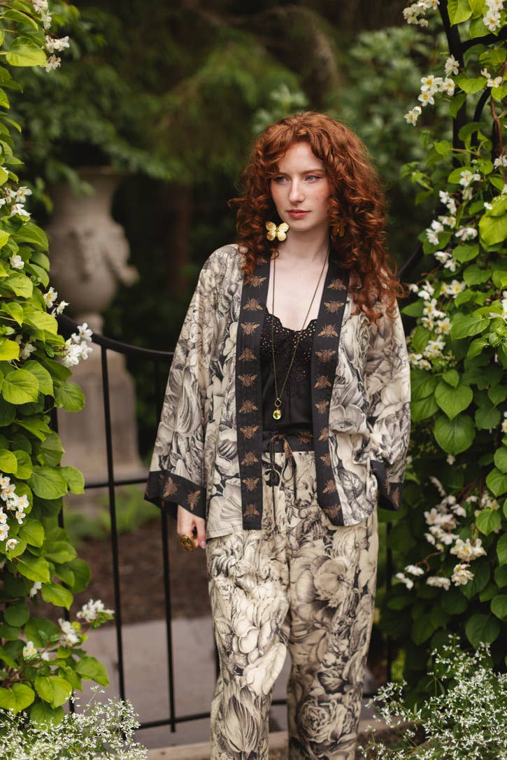 Honey & The Moon Pixie Duster