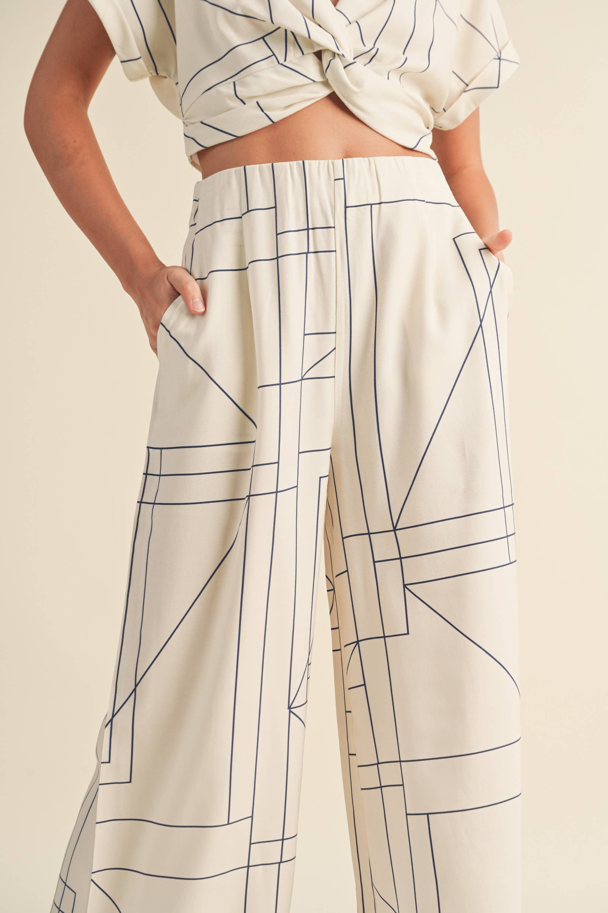 P3446ST MULTI GRID PATTERN WIDE LEG PANTS - Out of the Blue
