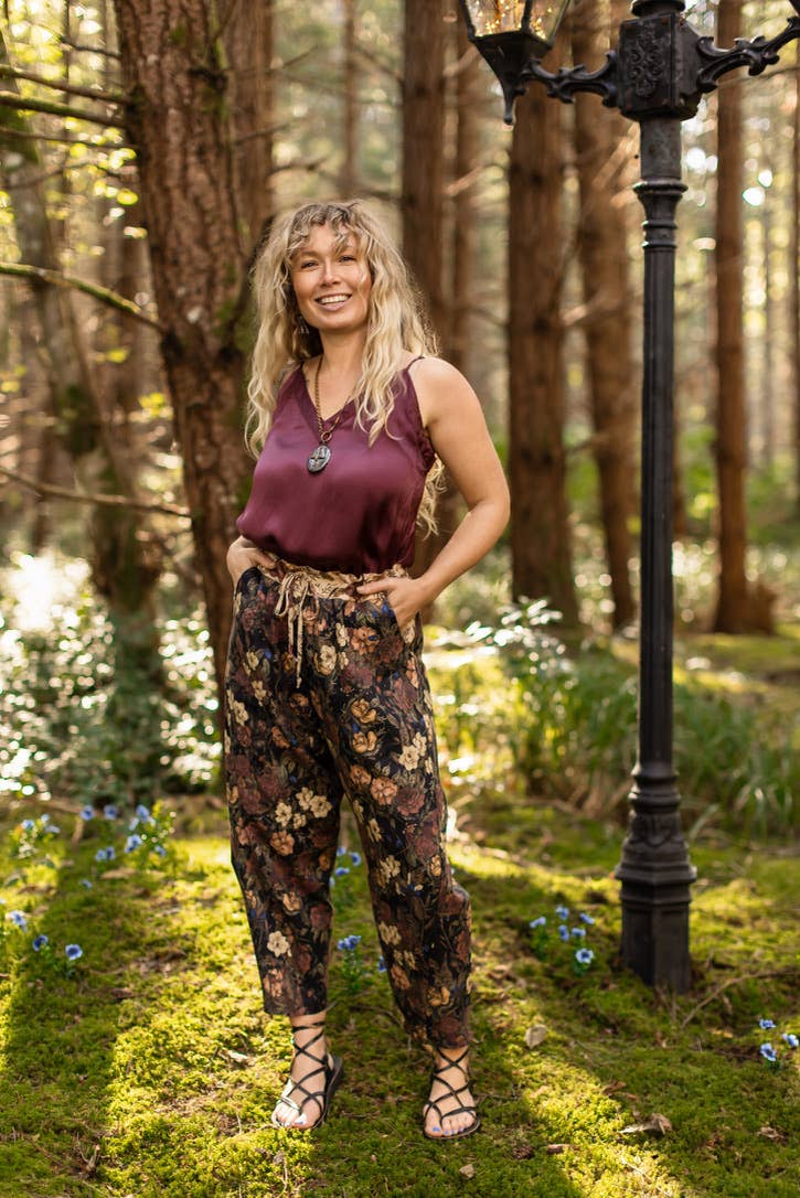 Lionheart Linen Crop Artist Pant w/ florals & Narnia print - Out of the Blue