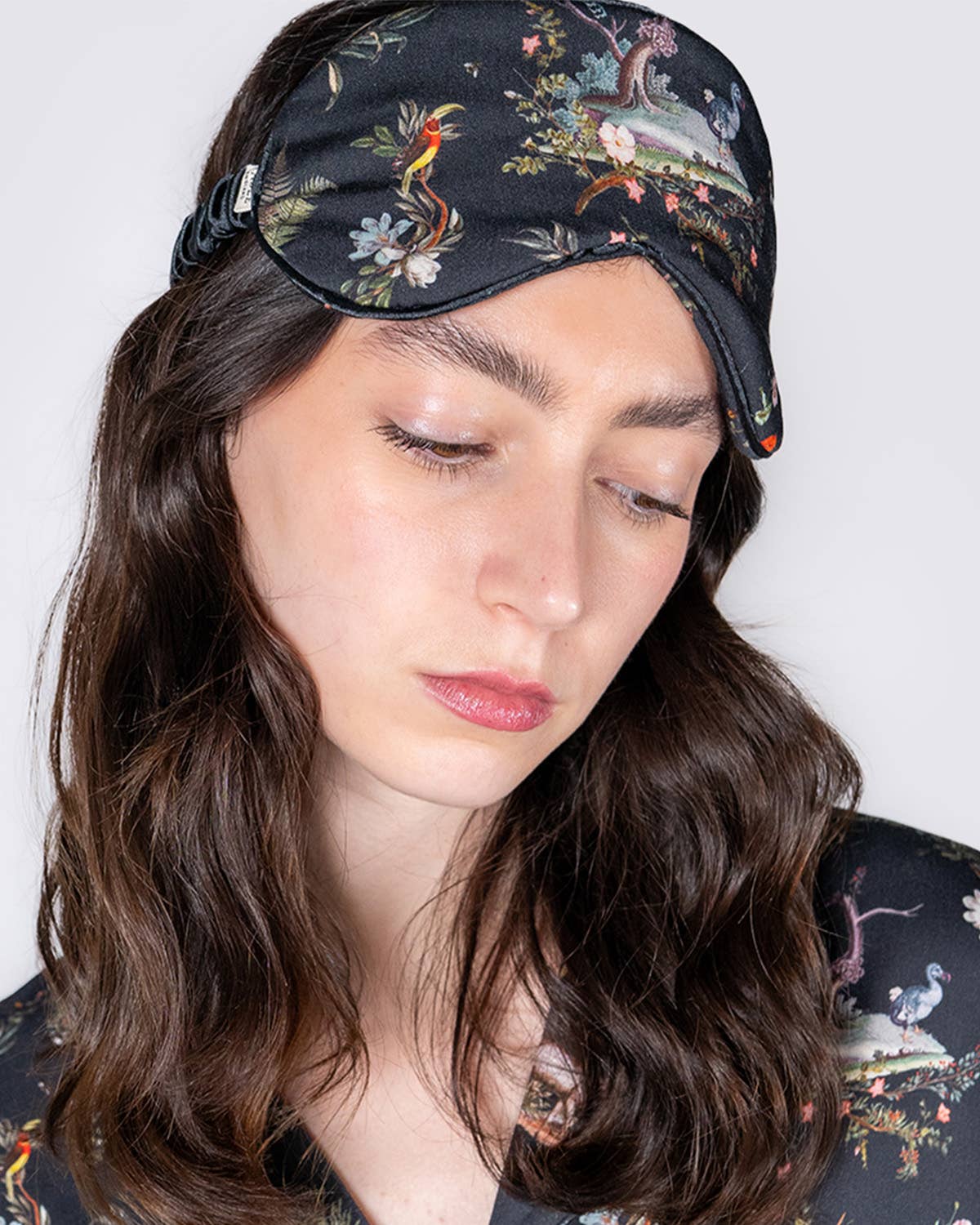 FABLE Wonderland Black Sleep Mask - Out of the Blue