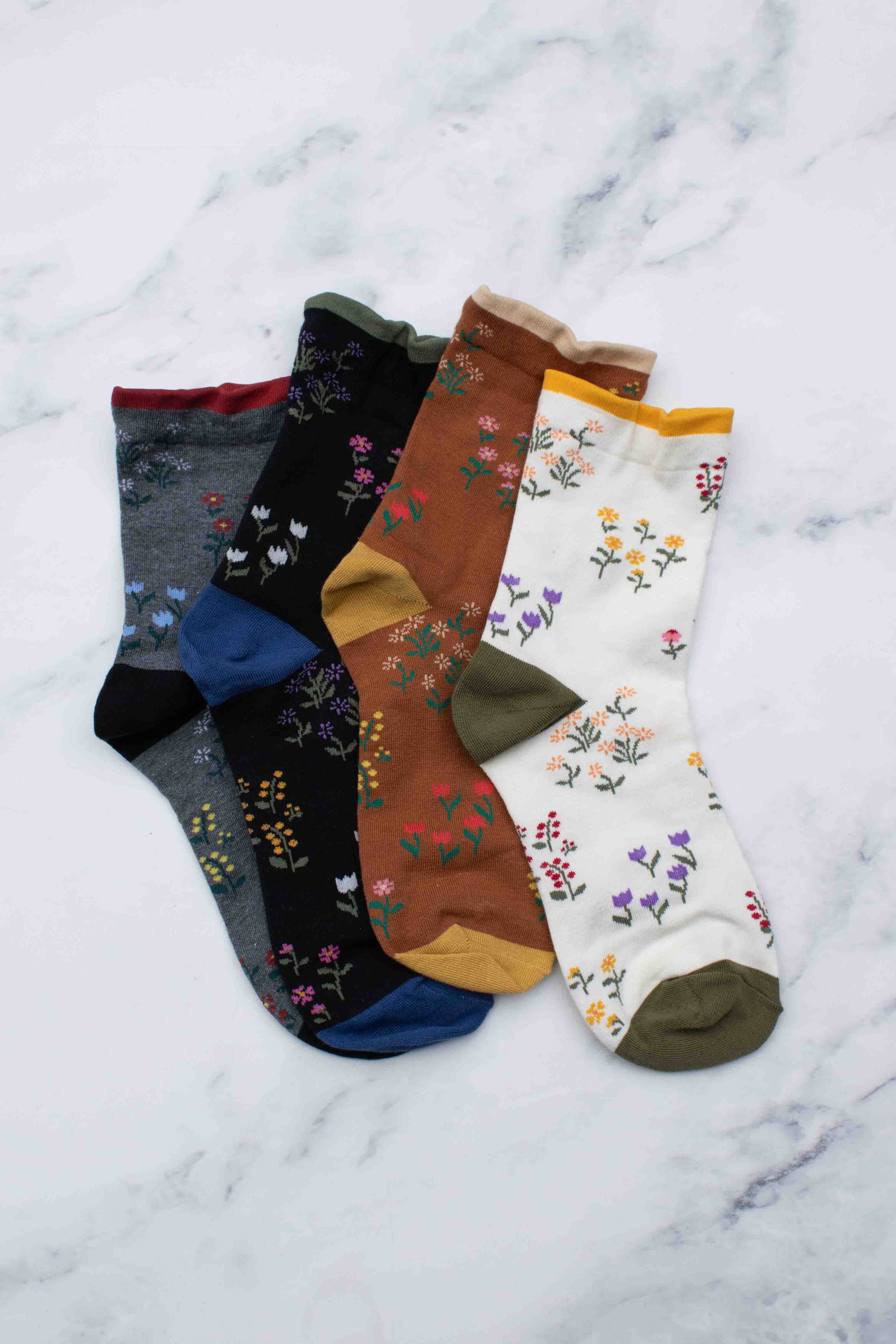 Women's Penelope Floral Casual Socks - Out of the Blue
