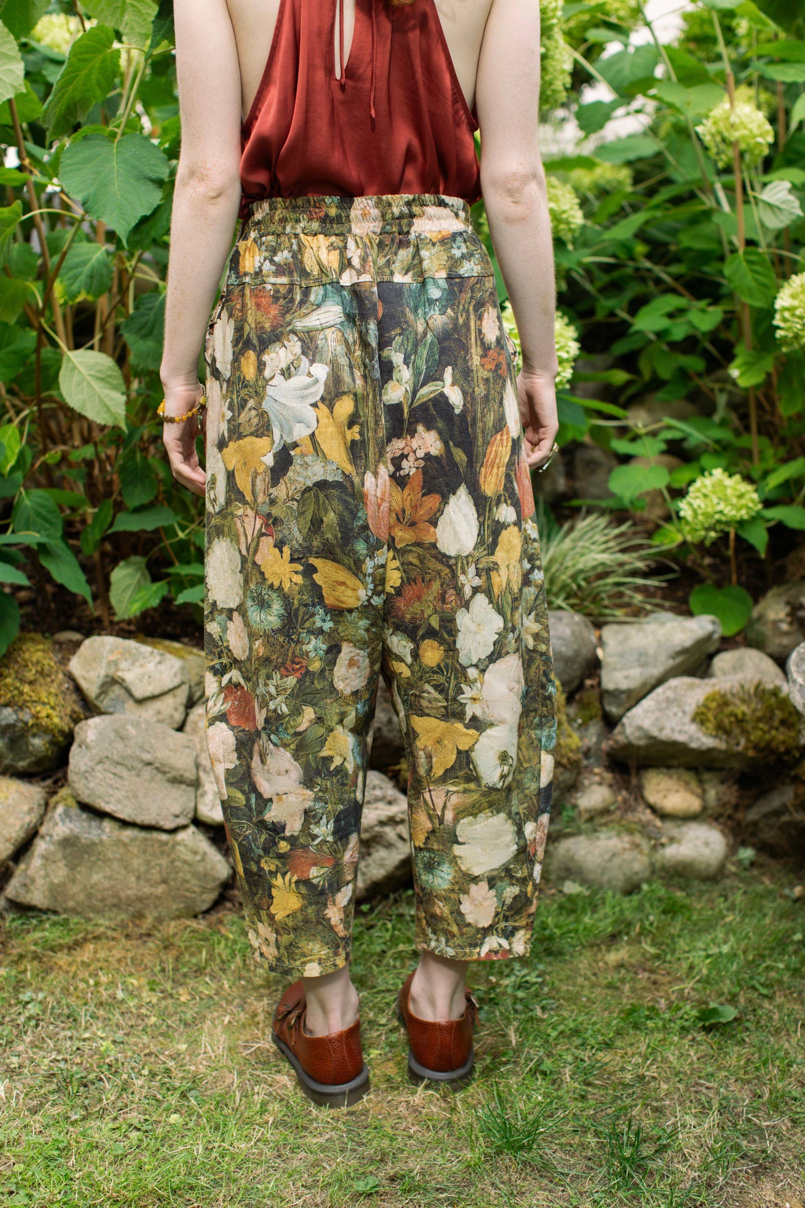 I Dream in Flowers Linen Pants - Out of the Blue