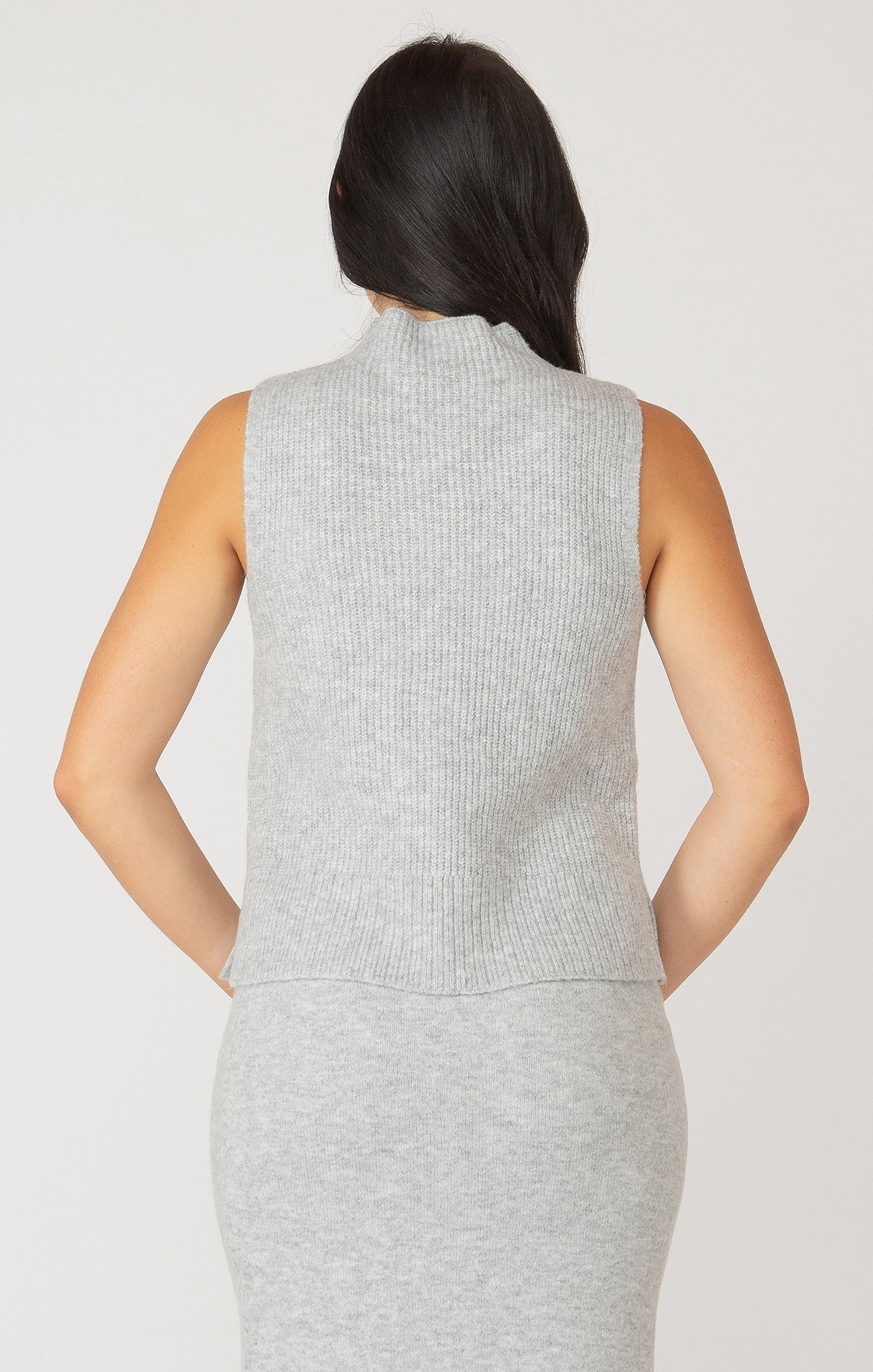 MOCKNECK SWEATER Vest