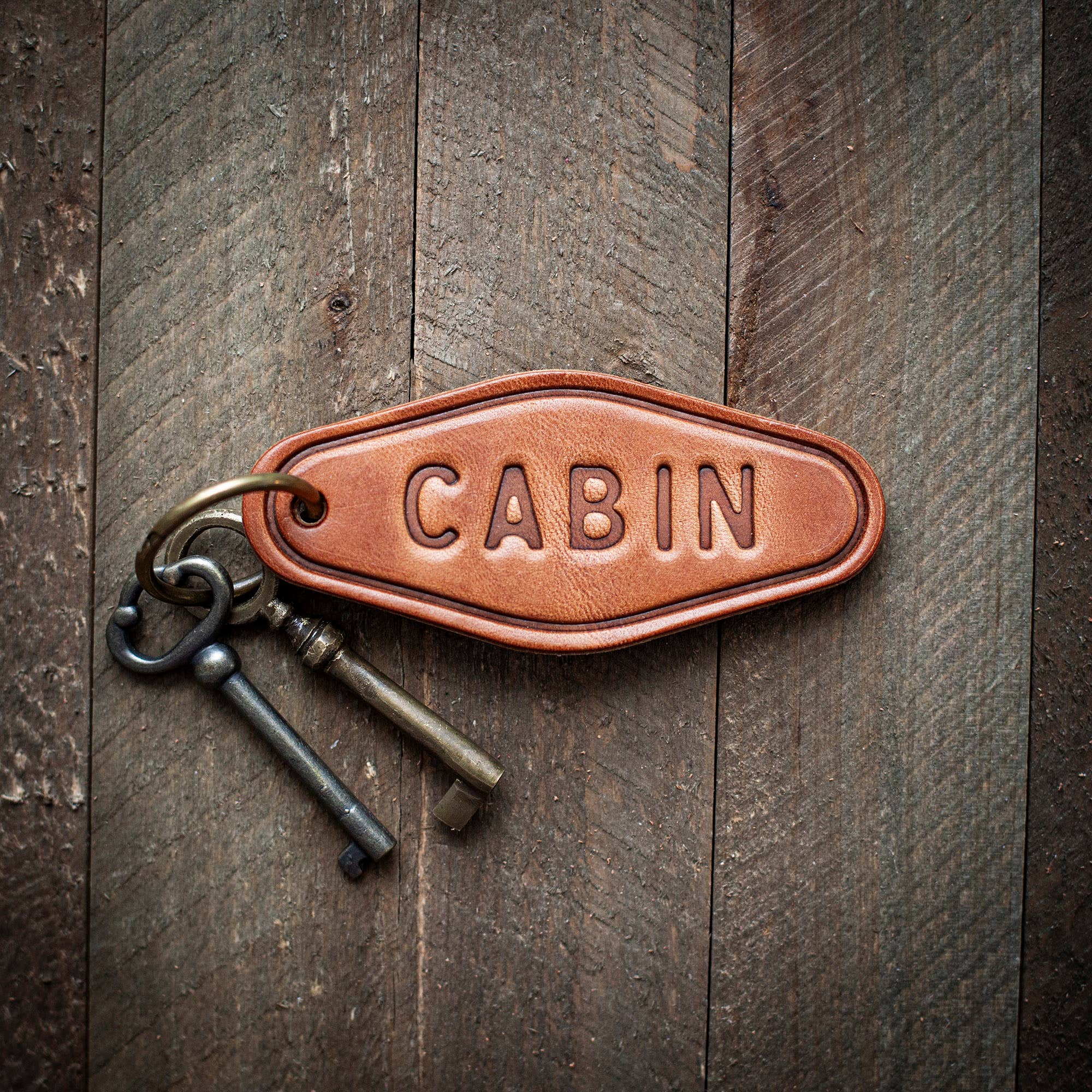 Cabin Leather Keychain Motel Style - Out of the Blue