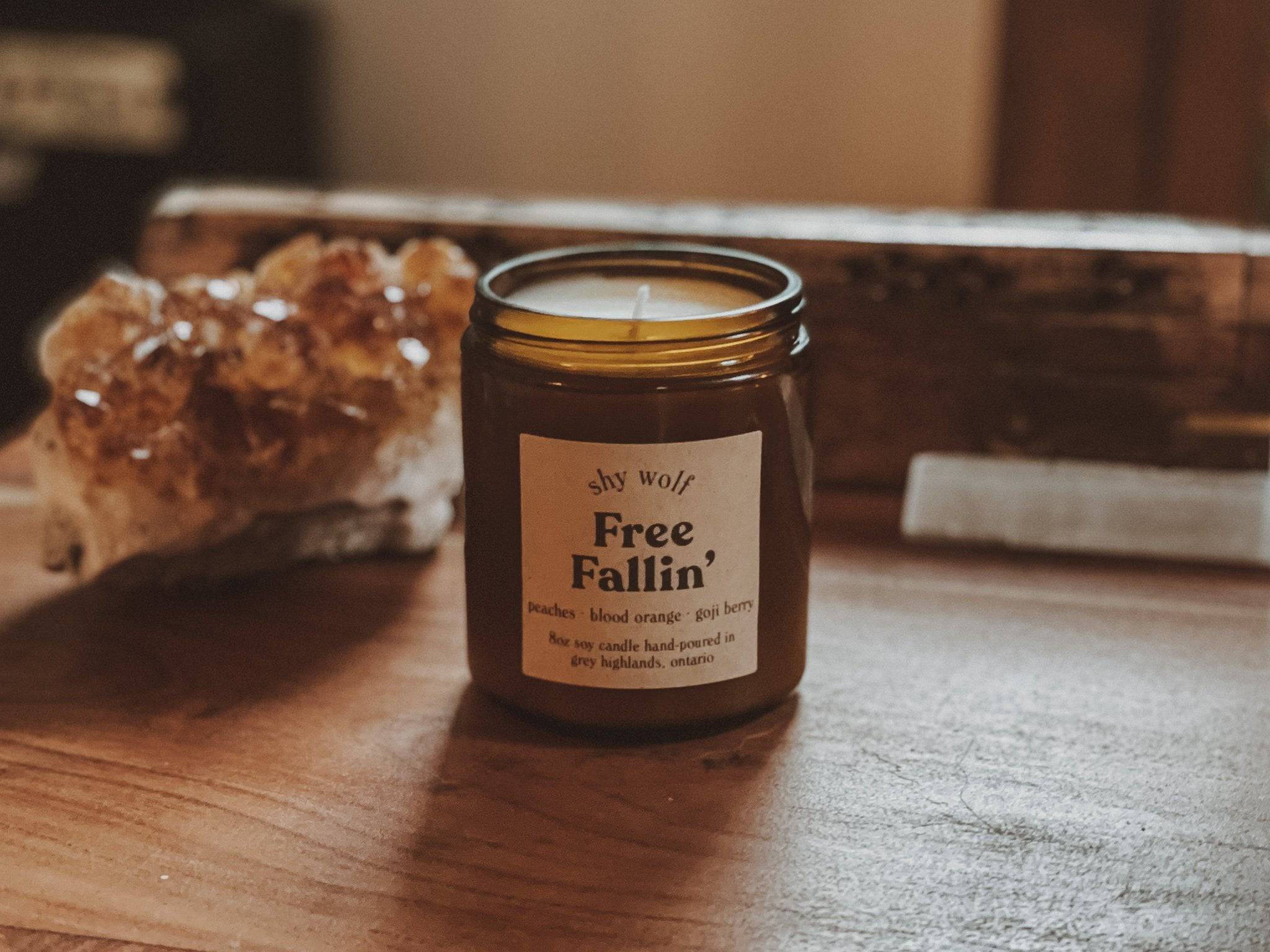 FREE FALLIN' CANDLE - Out of the Blue