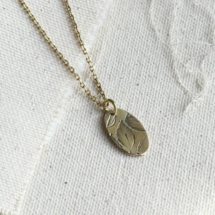 OVAL COIN NECKLACE - Out of the Blue