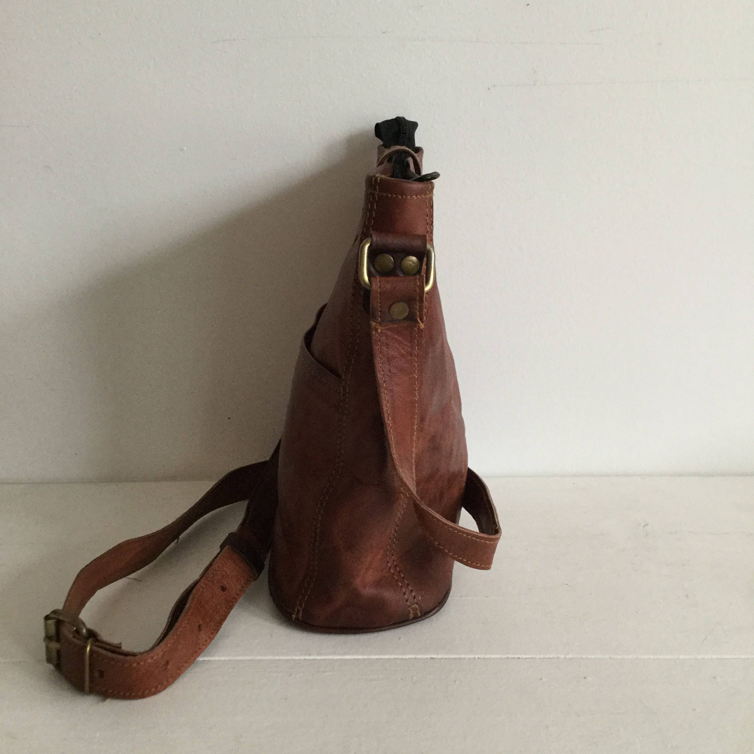 12" LEATHER BUCKET BAG - Out of the Blue